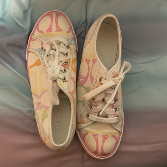 Coach used low tops - Picture 3 of 3